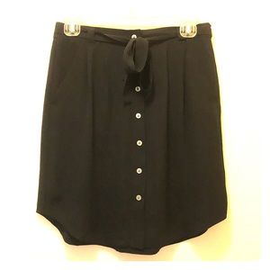 Black button skirt